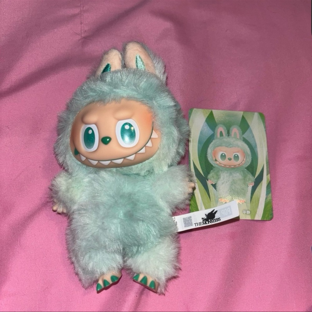 AUTHENTIC labubu big into energy- serenity